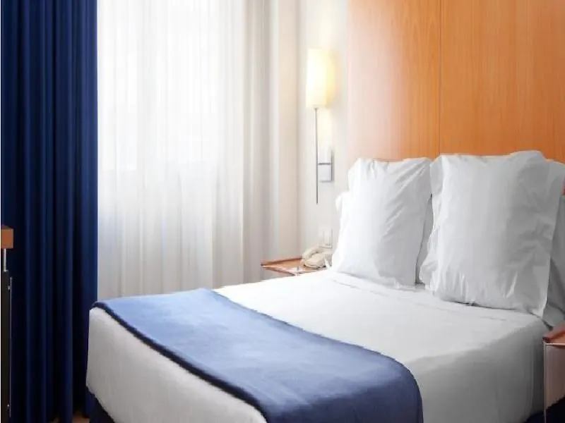 Hotel Catalonia Barcelona Beach